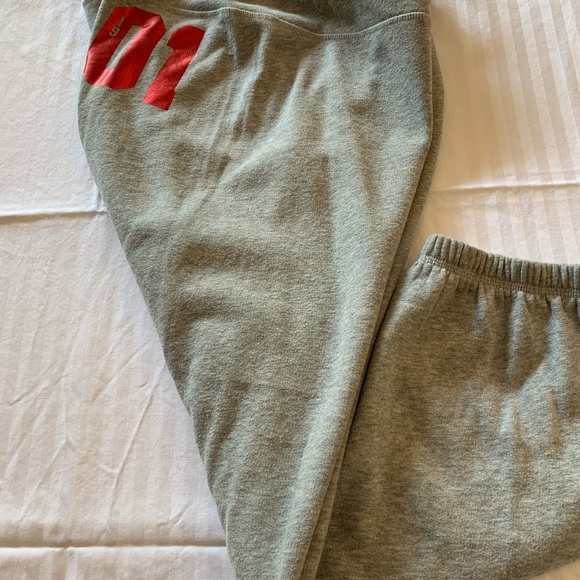 VICTORIA’S SECRET PINK Red Sox Sweatpants - Picture 7 of 7